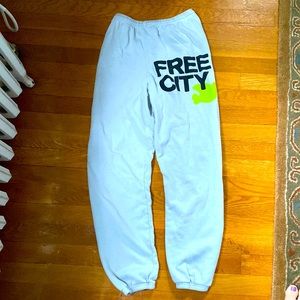 FreeCity Sweatpants